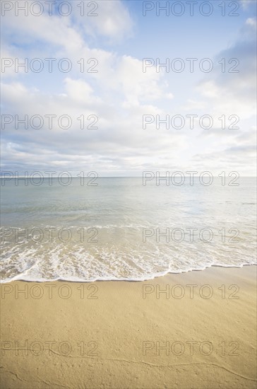 USA, Massachusetts, Empty beach. Photo: Chris Hackett