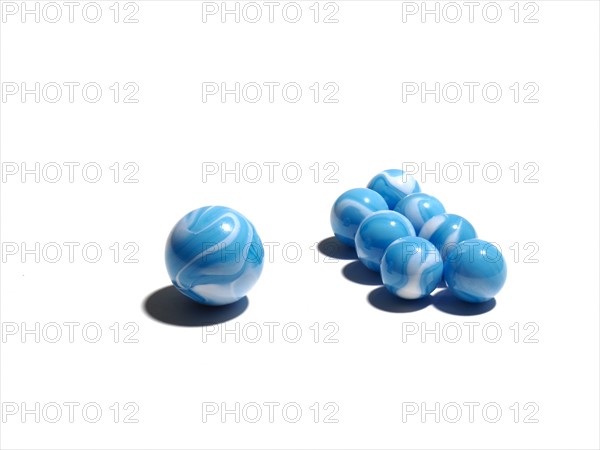 Blue glass balls in two different sizes. Photo : David Arky