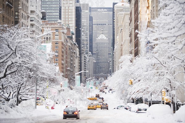 USA, New York City, Park Avenue in winter. Photo : fotog