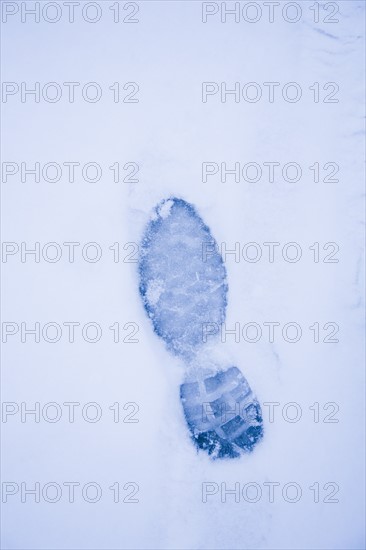 Close-up view of footprint in snow. Photo: Kristin Lee