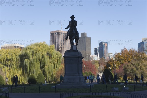 USA, Massachusetts, Boston, George Washington monument. Photo: fotog