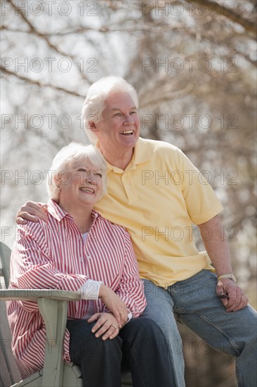 USA, Virginia, Richmond, portrait of senior couple in park. Photo : Mark Edward Atkinson