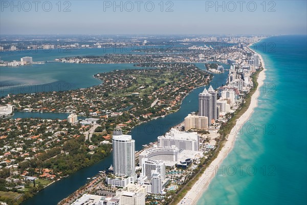 USA, Florida, Miami cityscape as seen from air. Photo : fotog