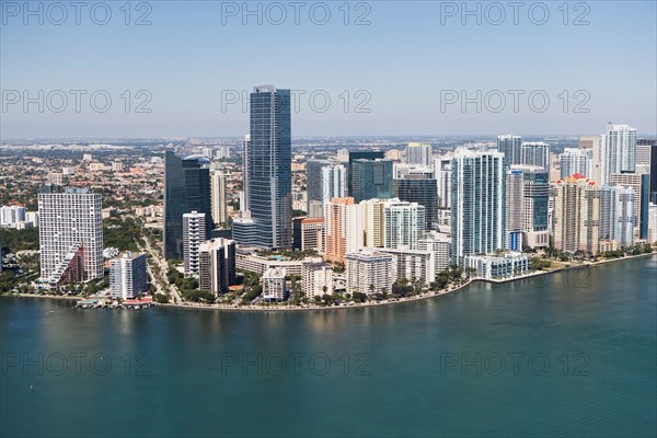 USA, Florida, Miami skyline as seen from air. Photo : fotog