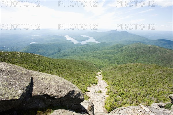 USA, New York State, View of Adirondack Mountains with Lake Placid in background. Photo : Chris Hackett