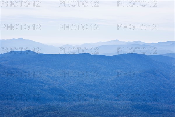 USA, New York State, View of Adirondack Mountains. Photo : Chris Hackett