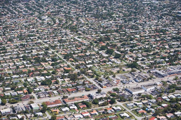 USA, Florida, Miami, Aerial view of suburban residential district . Photo : fotog