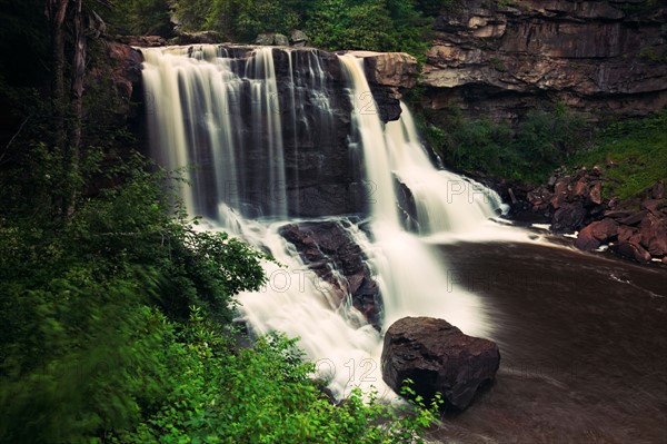 USA, West Virginia, Blackwater Falls State Park, Scenic view of Blackwater Falls. Photo : Henryk Sadura