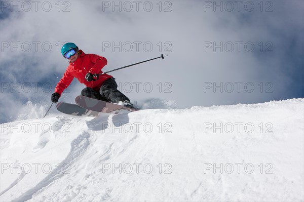 USA, Colorado, Telluride, Downhill skiing. Photo: db2stock