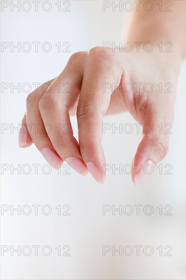 Close up of woman's hand. Photo : Jamie Grill
