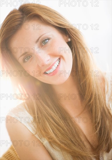 Sensual portrait of young woman. Photo : Daniel Grill