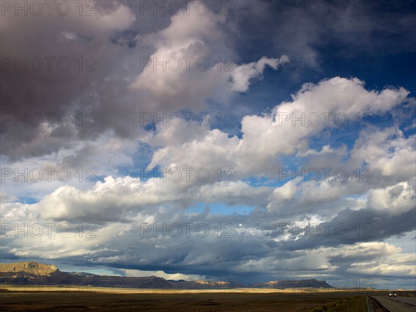 USA, Utah, Clouds over desert landscape. Photo : John Kelly