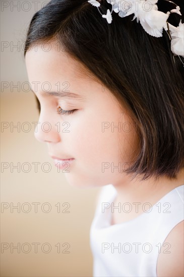 Portrait of girl's (8-9) celebrating Fist Communion. Photo : Jamie Grill