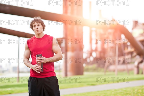 USA, Washington State, Seattle, Portrait of young athlete. Photo : Take A Pix Media