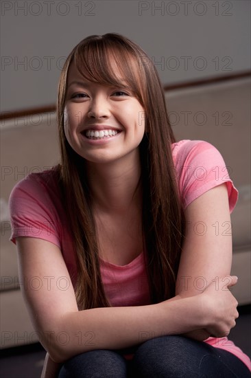 Portrait of young woman . Photo : Rob Lewine