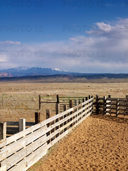 USA, Utah, Wooden fence on ranch. Photo : John Kelly