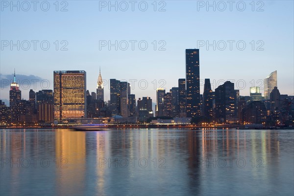 USA, New York State, New York City, Downtown skyline. Photo : fotog