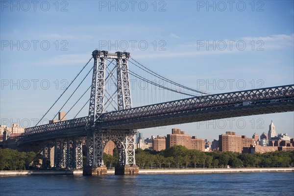 USA, New York State, New York City, Manhattan, Williamsburg Bridge. Photo : fotog