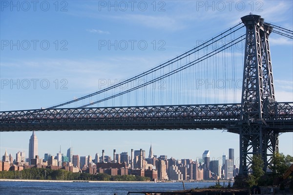 USA, New York State, New York City, Manhattan, Williamsburg Bridge. Photo : fotog