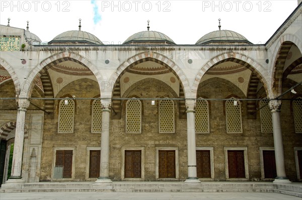 Turkey, Istanbul, Suleymaniye Mosque. Photo : Tetra Images