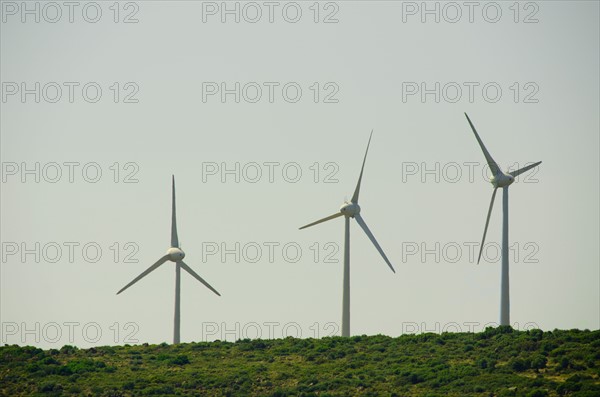 Turkey, Izmir, wind turbines. Photo : Tetra Images