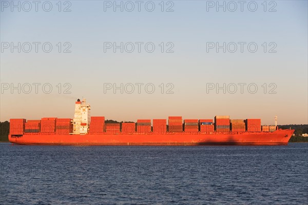 Container Ship. Photo: fotog