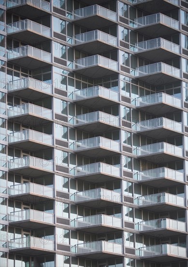 USA, New York City, Exterior of modern residential building. Photo: fotog