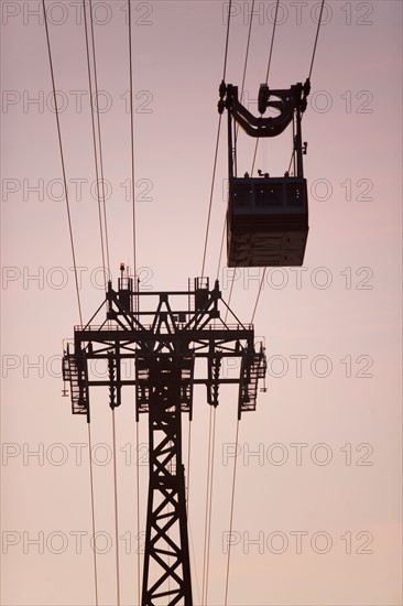 USA, New York City, Roosevelt Island Tram. Photo : fotog