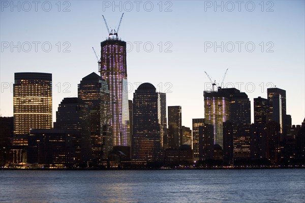 USA, New York City, Hudson River and Manhattan skyline. Photo : fotog