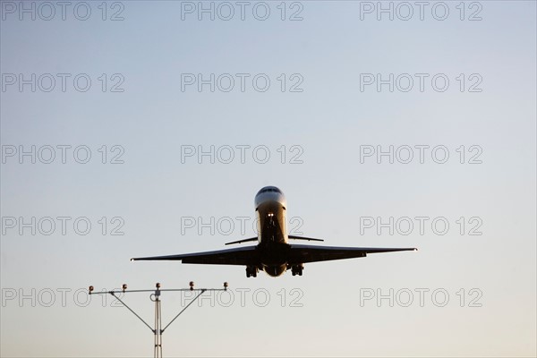 Commercial aeroplane taking off from runway. Photo: fotog