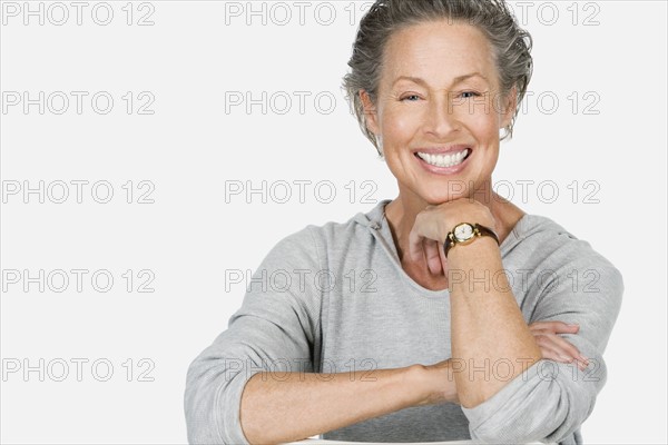 Studio portrait of senior woman. Photo : Rob Lewine