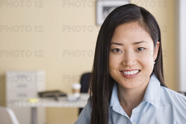 Portrait of young businesswoman . Photo : Rob Lewine