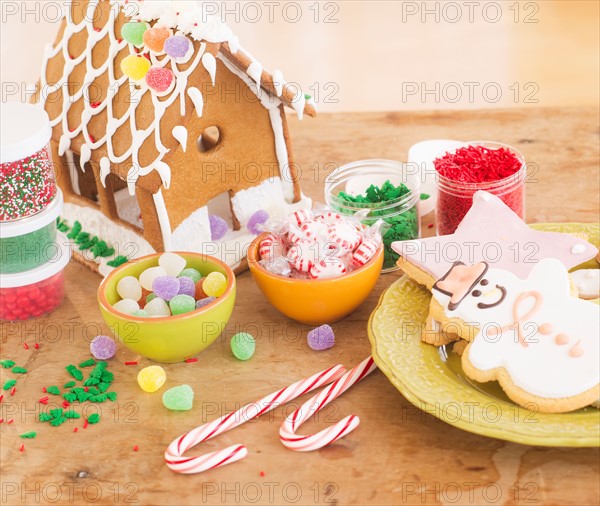 Gingerbread decorations. Photo : Daniel Grill