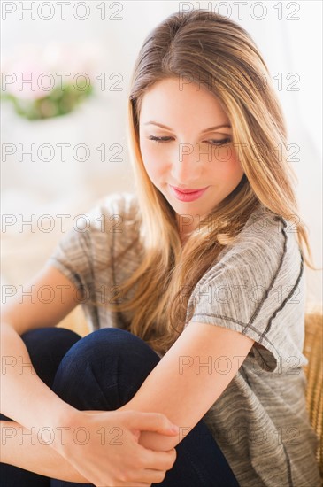 Portrait of young woman. Photo : Daniel Grill