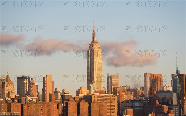 USA, New York State, New York City, cityscape with view at Empire State Building. Photo : fotog