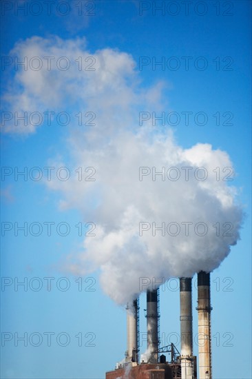 smoke stack. Photo : fotog