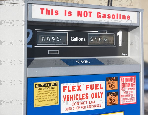 USA, New York State, New York City, part of fuel pump. Photo : fotog