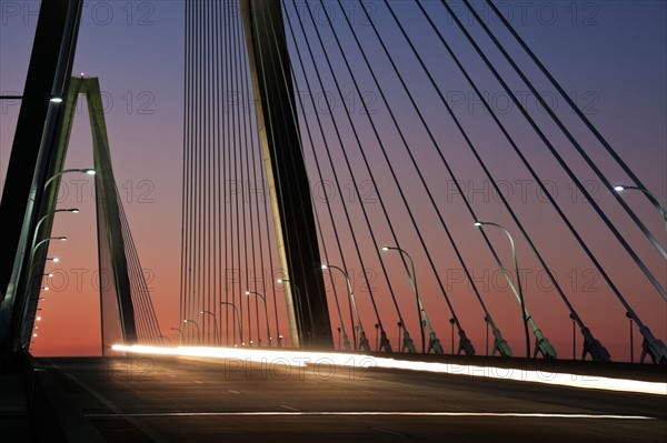 USA, South Carolina, Charleston, Arthur Ravenel Jr. Bridge. Photo : Henryk Sadura