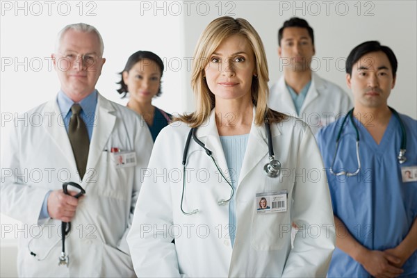 Portrait of hospital workers. Photo : Rob Lewine