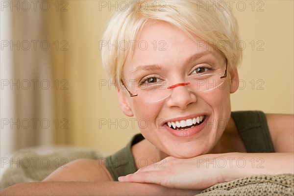 Portrait of woman smiling. Photo : Rob Lewine