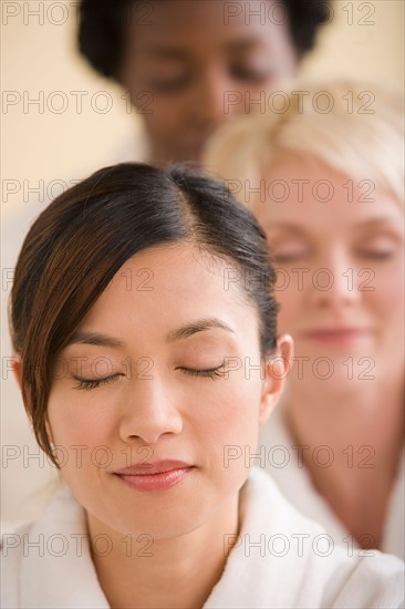 Three women enjoying spa. Photo : Rob Lewine