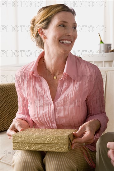 Portrait of mature woman. Photo : Rob Lewine