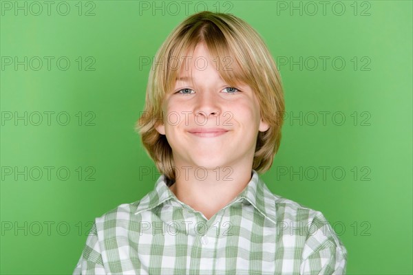 Studio portrait of teenage (16-17) boy. Photo : Rob Lewine