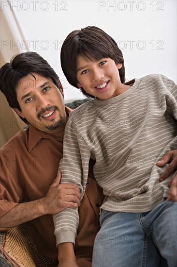 Portrait of father and son. Photo : Rob Lewine