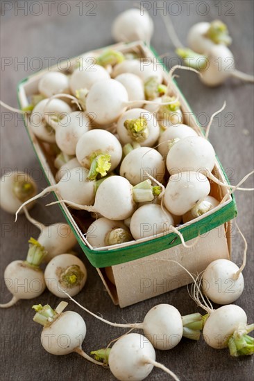 Basket of turnips. Photo : Elena Elisseeva