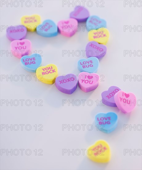 Close up of Valentine's Day decorations, studio shot. Photo : Daniel Grill