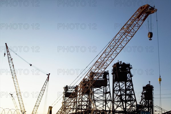 USA, New York, New York City. Cranes. Photo : fotog