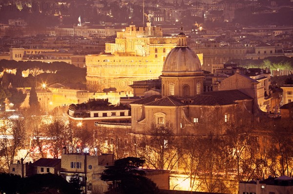 Italy, Rome. Castel Sant'Angelo at sunrise. Photo : Henryk Sadura