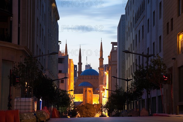 Lebanon, Beirut. Place d'Etoile, Mohammad al Amin Mosque. Photo : Henryk Sadura