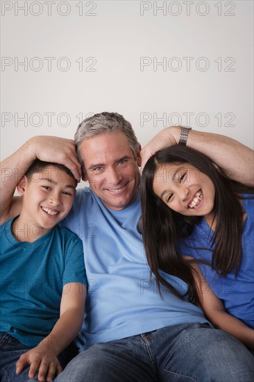 Father and offspring messing about. Photo : Rob Lewine